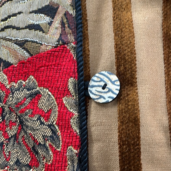Indigo Moon vintage jacket. Size 1X. Red, black, gold tapes/chenille pattern. - Picture 3 of 13